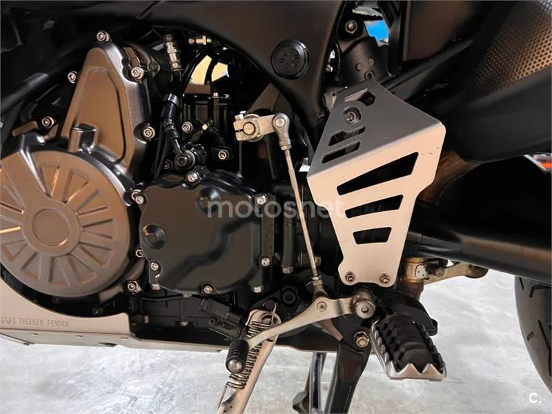 Yamaha XT 1200 ZE Super Ténéré – Vista 75