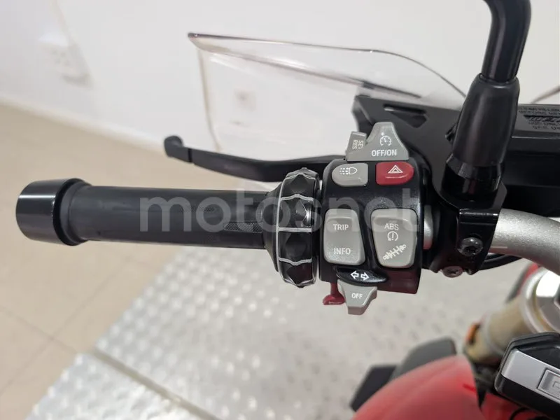 BMW R 1200 R - Vista 9