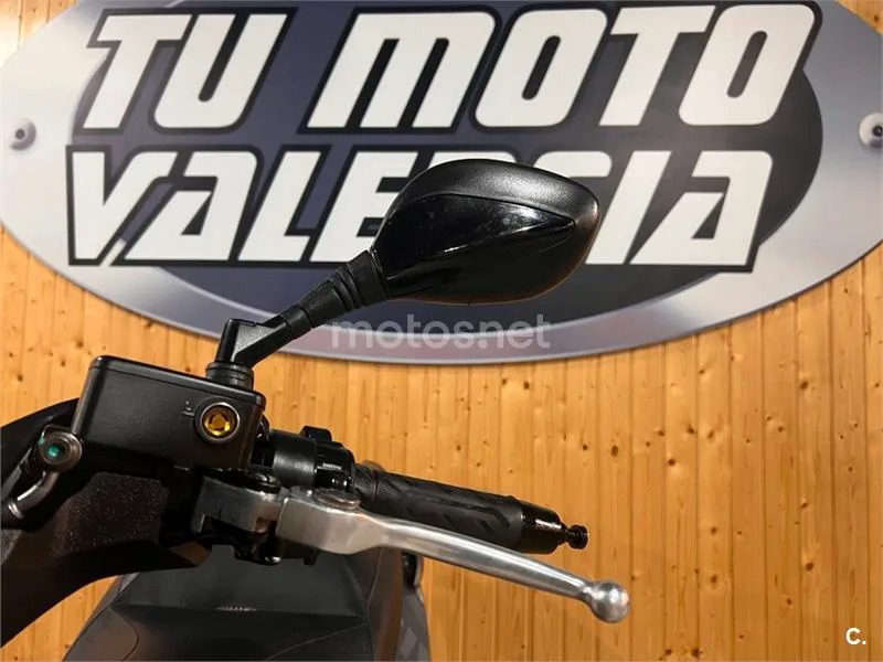 Kymco Grand Dink 300 – Vista 30