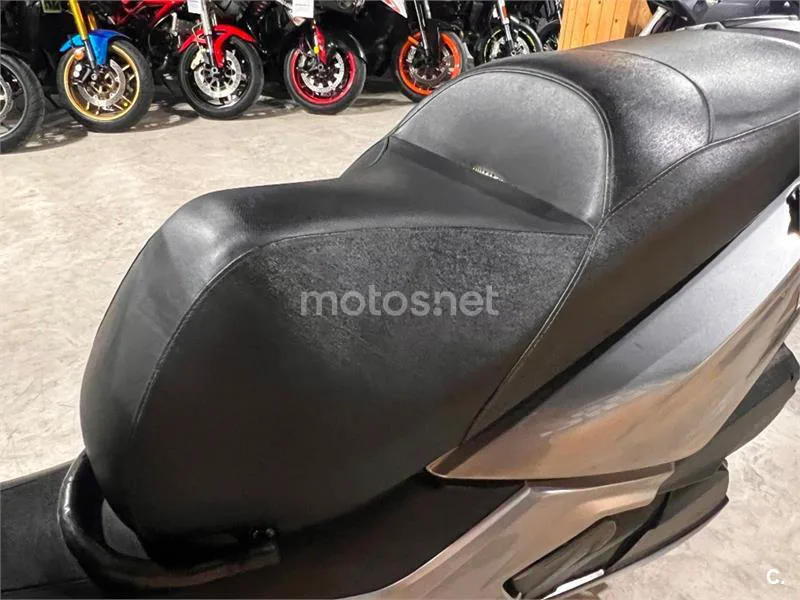 Kymco Grand Dink 300 – Vista 58