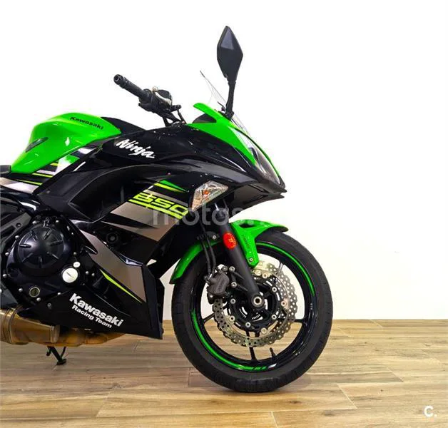 Kawasaki Ninja 650 – Vista 4