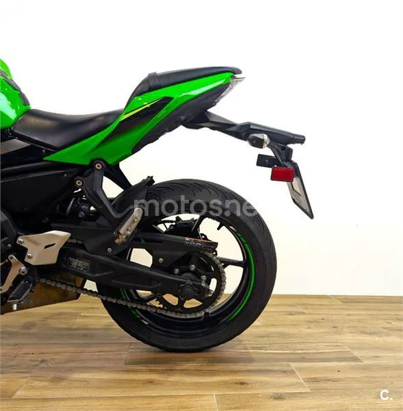 Kawasaki Ninja 650 – Vista 9