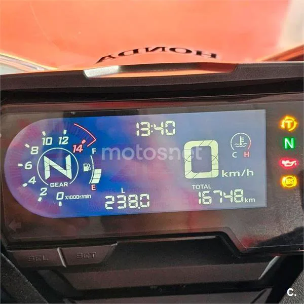 Honda CBR 650 R – Vista 4