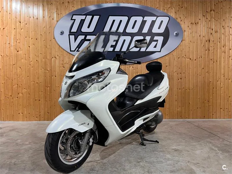 Suzuki Burgman 400 – Vista 3