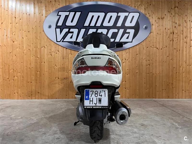 Suzuki Burgman 400 – Vista 7