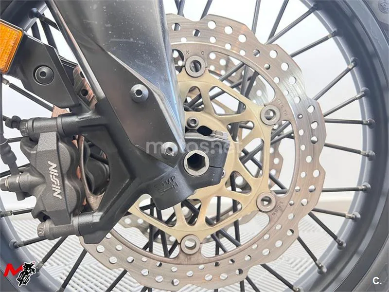 Honda CRF 1000L Africa Twin – Vista 6