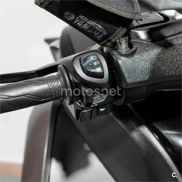 Yamaha Tricity – Vista 14