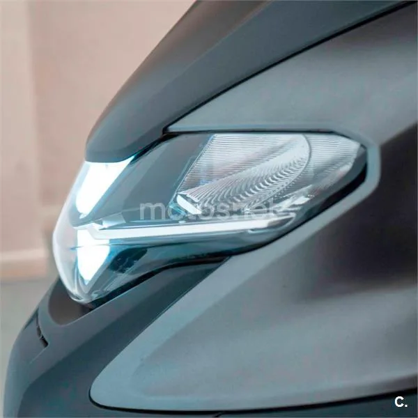 Yamaha Tricity – Vista 18