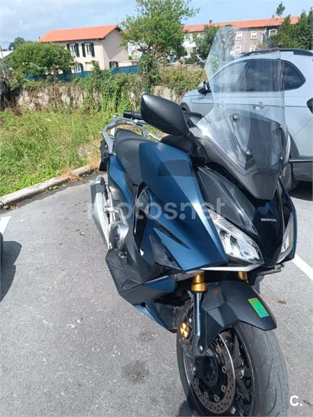 Honda Forza 750 – Vista 11