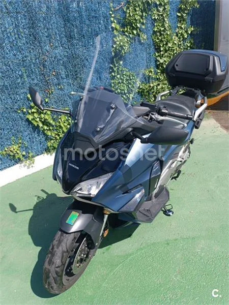 Honda Forza 750 – Vista 6