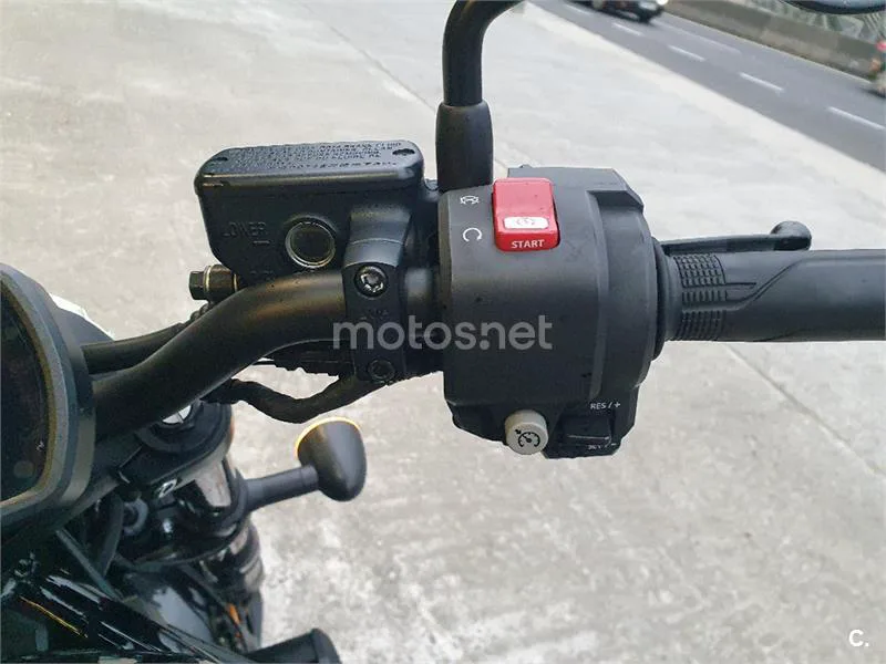 Honda CMX 1100 Rebel – Vista 9