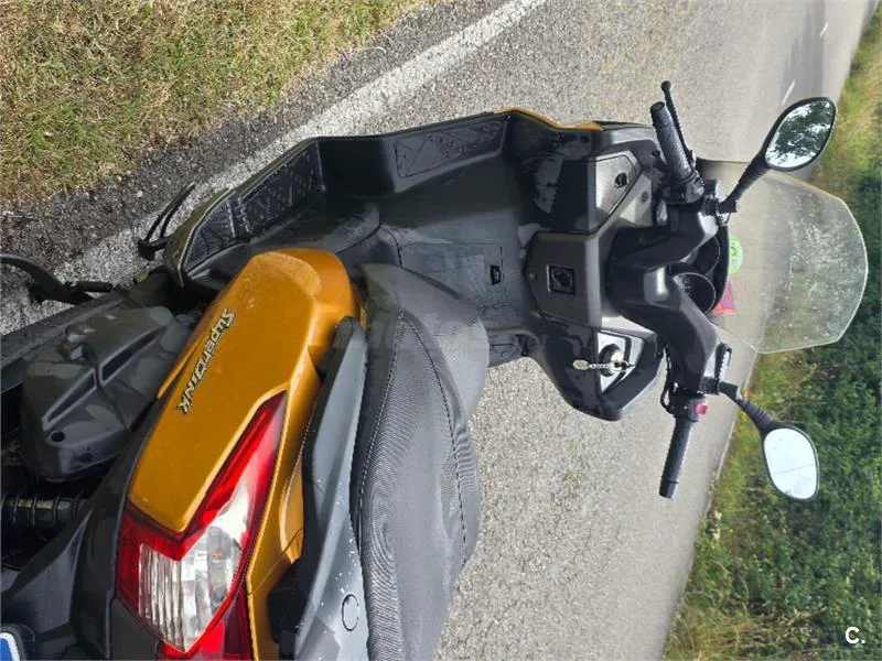 Kymco Super Dink 125 – Vista 4