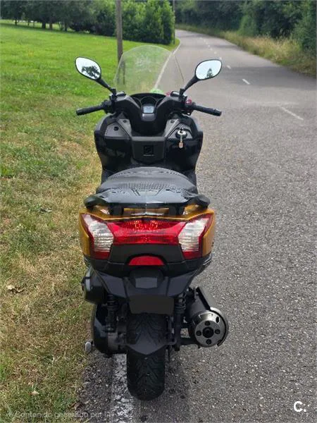 Kymco Super Dink 125 – Vista 8