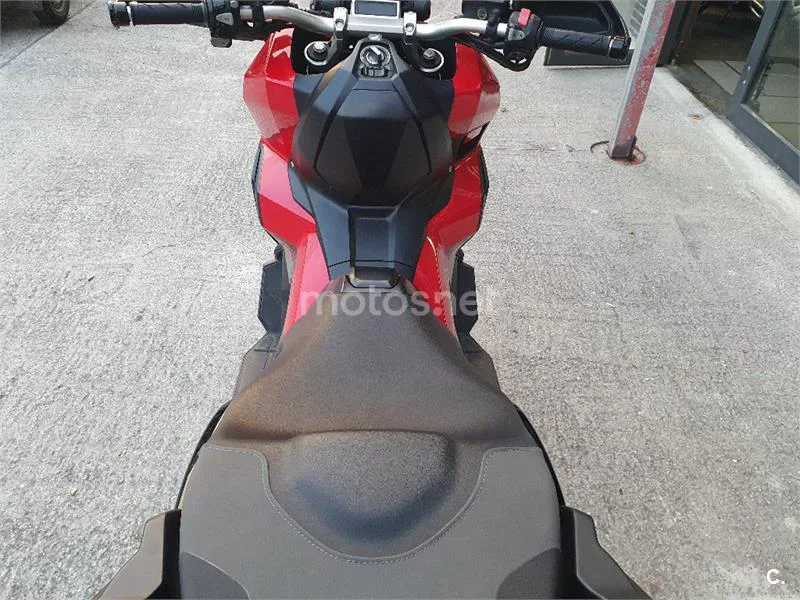 Honda X-ADV – Vista 8