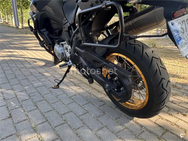 Voge 900 DSX – Vista 12