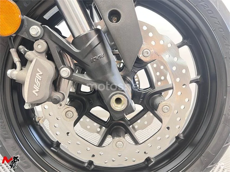 Voge 500 DS – Vista 6