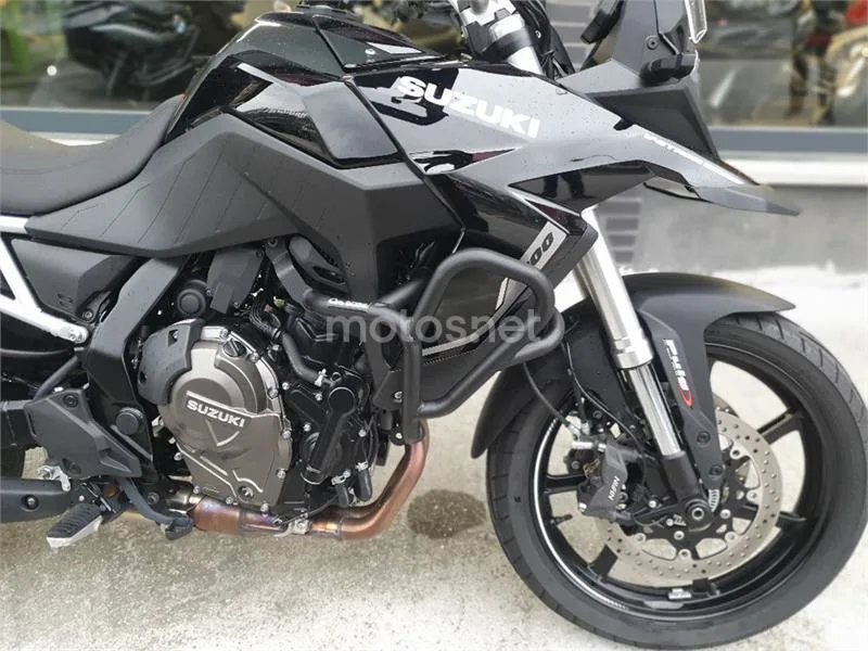 Suzuki V-Strom 800 – Vista 4