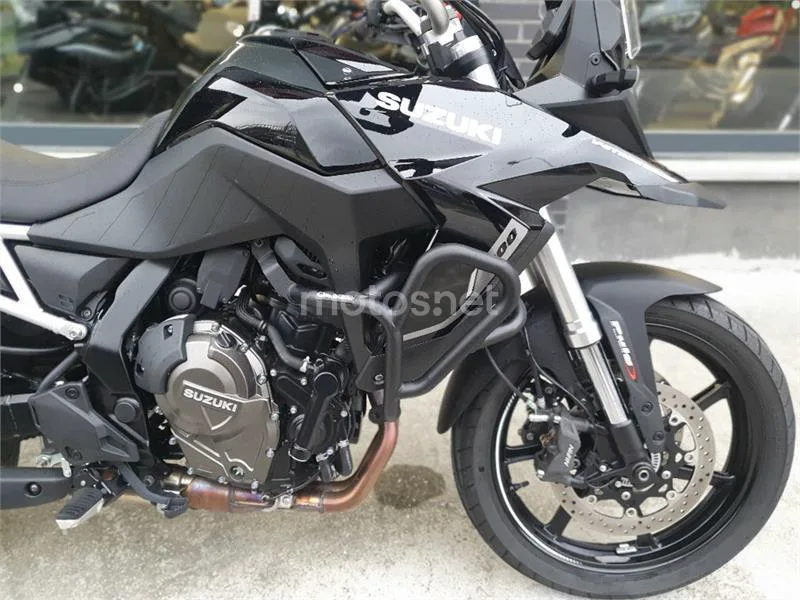 Suzuki V-Strom 800 – Vista 6