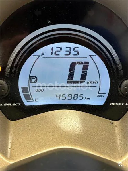 Yamaha NMAX – Vista 8