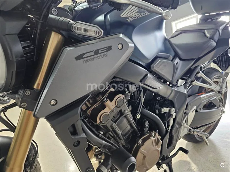Honda CB 650 R – Vista 4