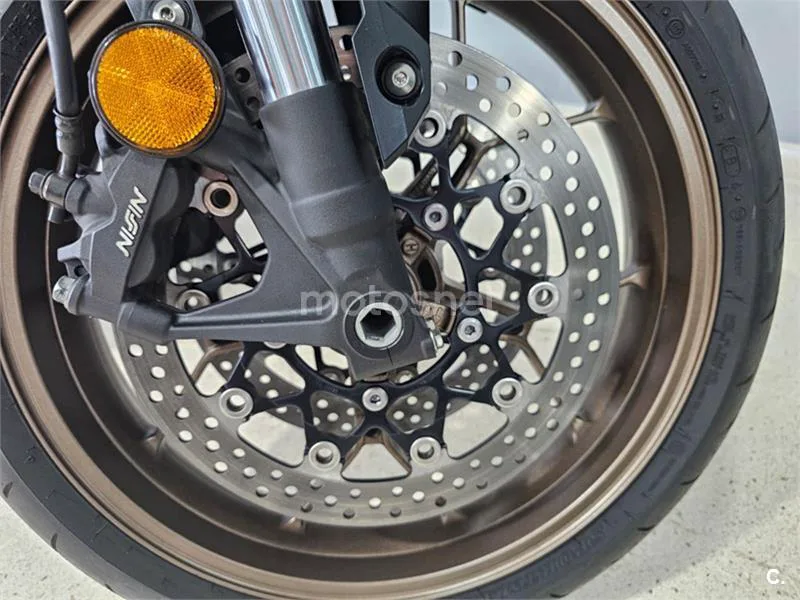 Honda CB 650 R – Vista 7