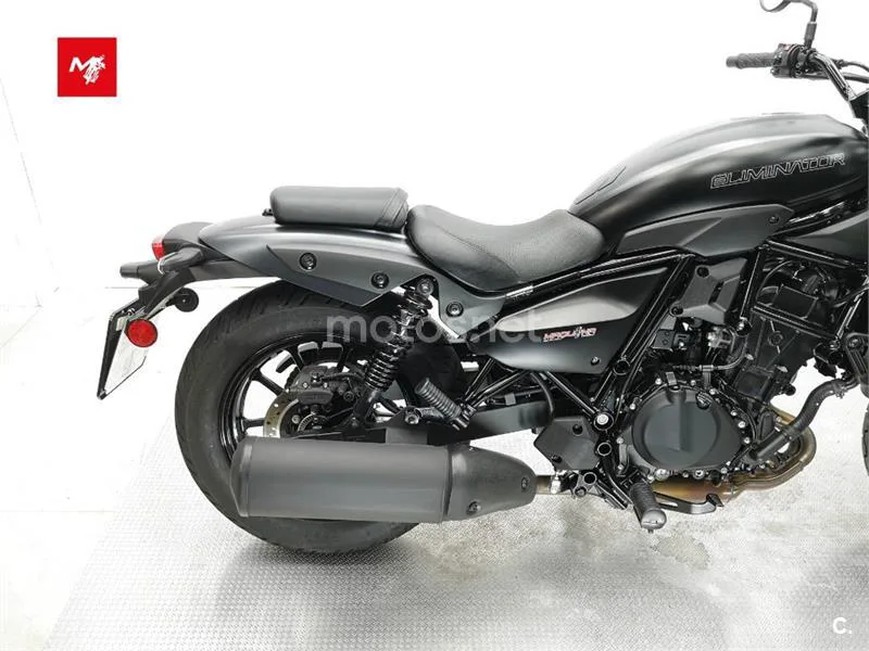 Kawasaki Eliminator 500 – Vista 5