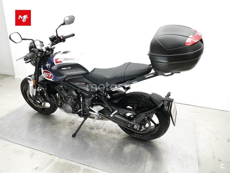 Triumph Trident 660 – Vista 16