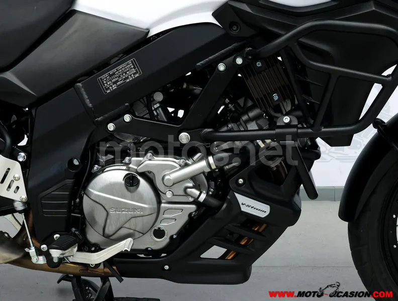 Suzuki V-Strom 650 XT – Vista 5