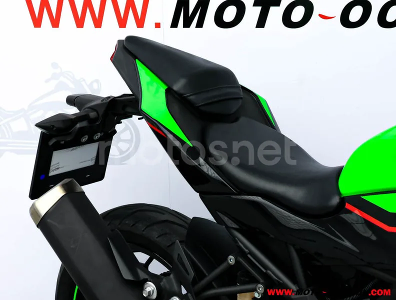 Kawasaki Ninja 125 – Vista 11