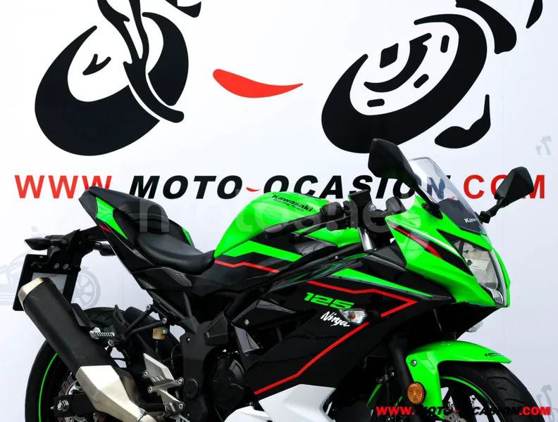 Kawasaki Ninja 125 – Vista 4