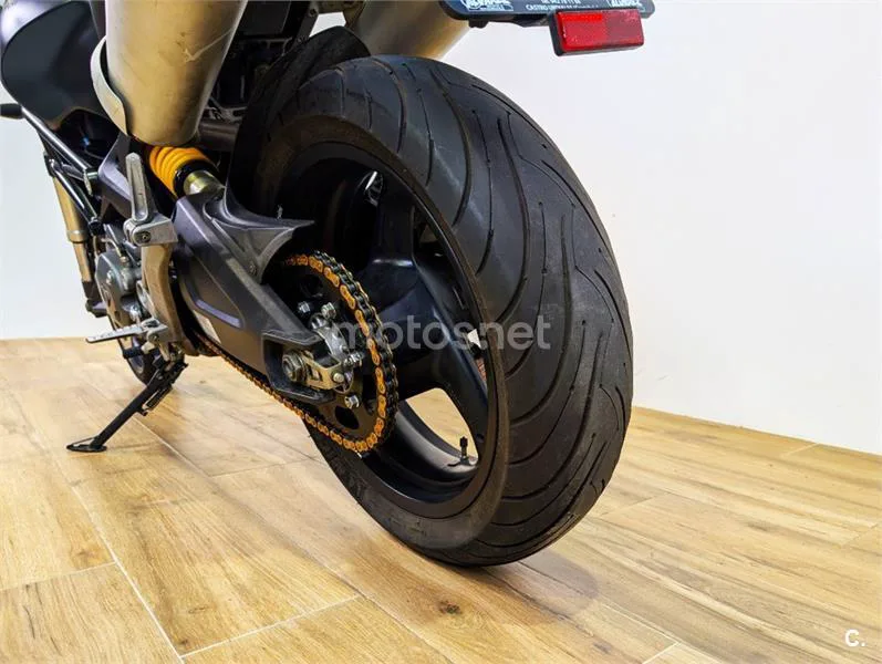 Ducati Monster 696 – Vista 10
