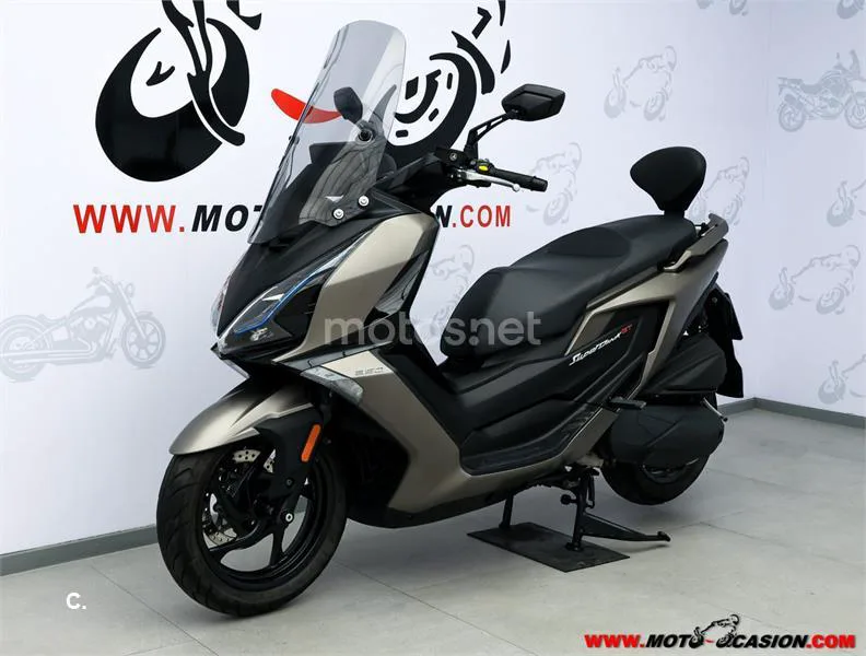 Kymco Super Dink 350 – Vista 8