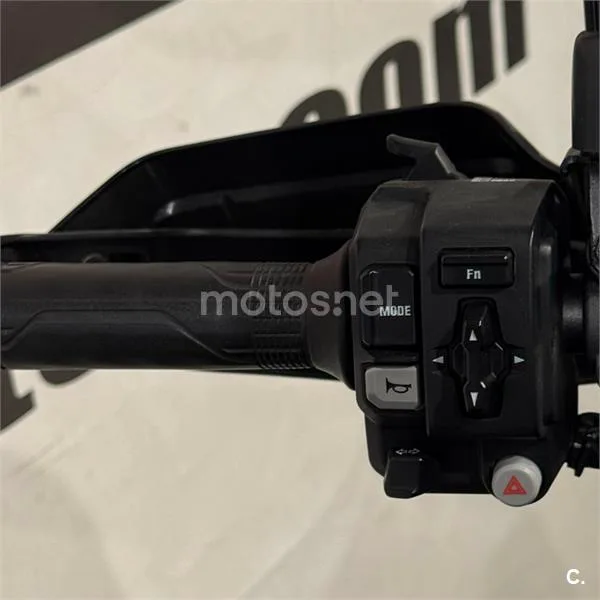 Honda XL 750 Transalp – Vista 13