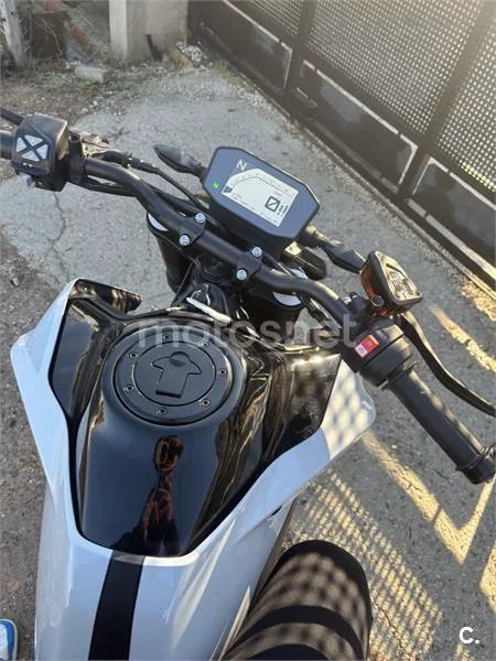 KTM 790 – Vista 3