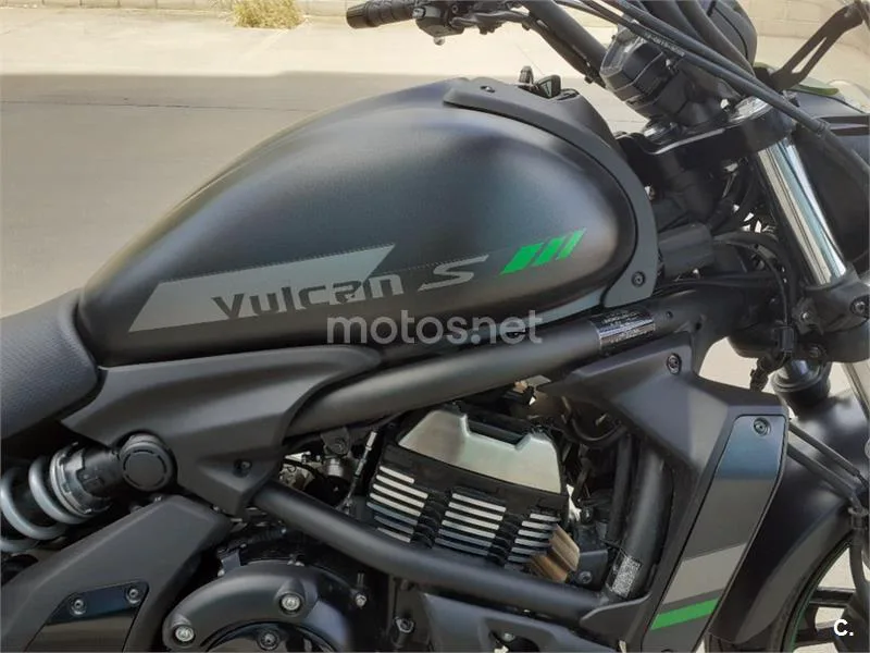Kawasaki Vulcan S – Vista 14