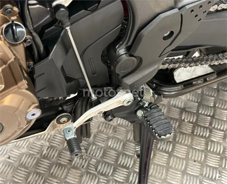 Honda CRF 1000L Africa Twin – Vista 20