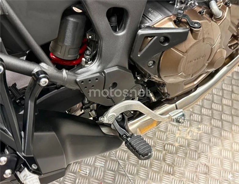 Honda CRF 1000L Africa Twin – Vista 24
