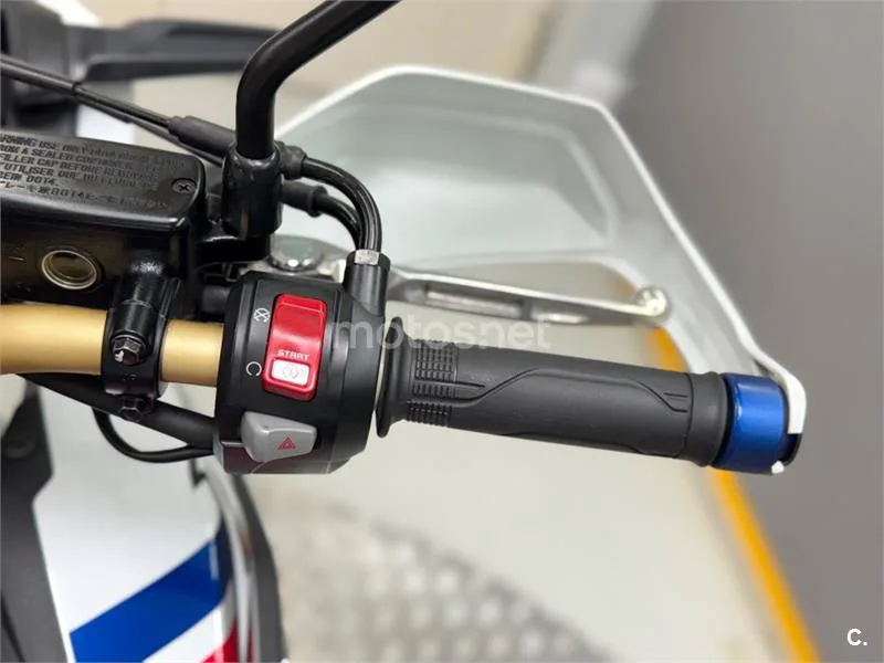 Honda CRF 1000L Africa Twin – Vista 4