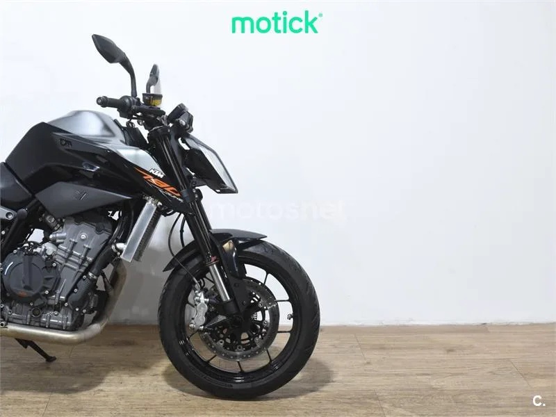 KTM 790 – Vista 4