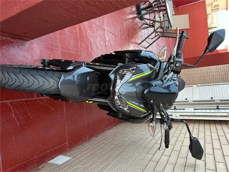 Kawasaki Z900 – Vista 2