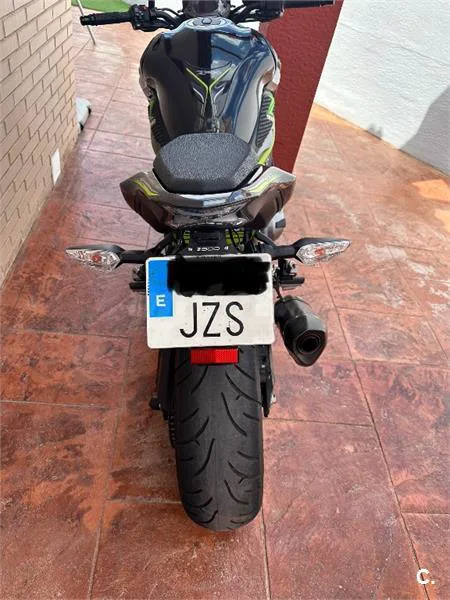 Kawasaki Z900 – Vista 3