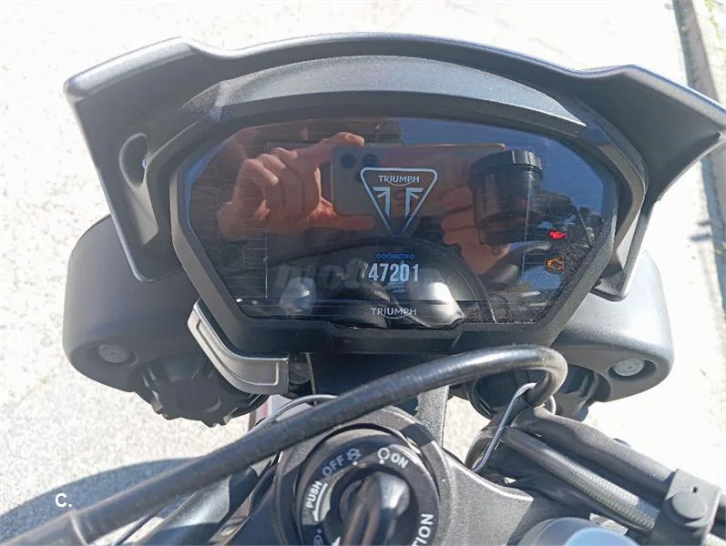 Triumph Street Triple – Vista 5