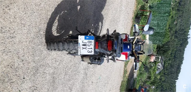 Honda CRF 1000L Africa Twin – Vista 3