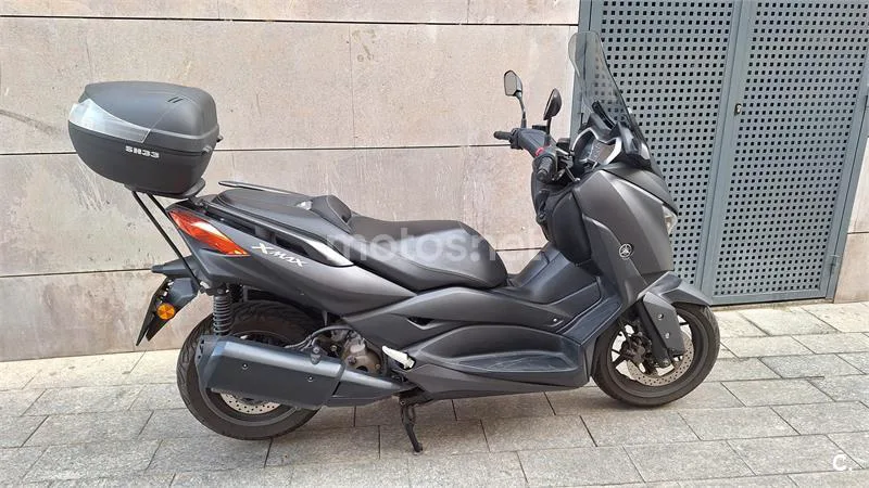 Yamaha XMAX 300 - Vista 8