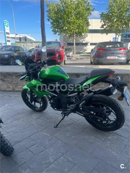 Kawasaki Z125 – Vista 4