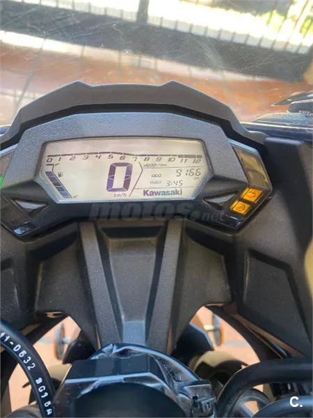 Kawasaki Ninja 125 – Vista 4