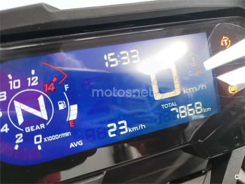 Honda CBR 650 R – Vista 11