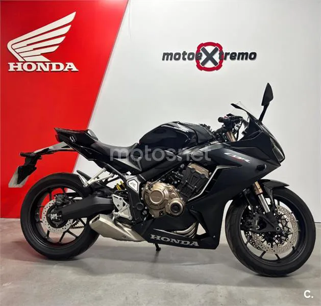 Honda CBR 650 R – Vista 14