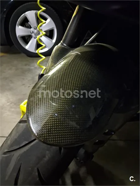 Yamaha R1 – Vista 4