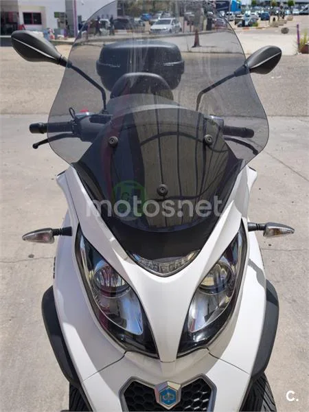 Piaggio MP3 – Vista 5